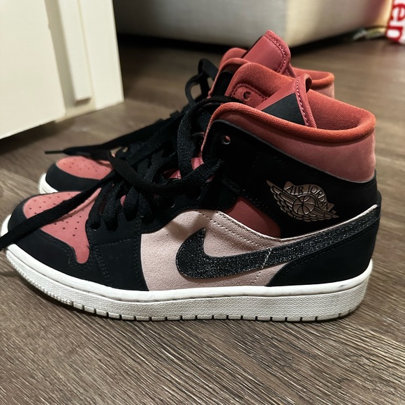 Jordan 1 Mid Canyon Rust - Picture 1 of 5